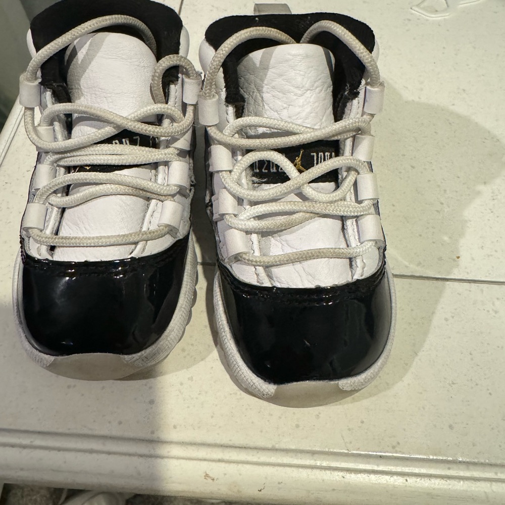 Jordan 11